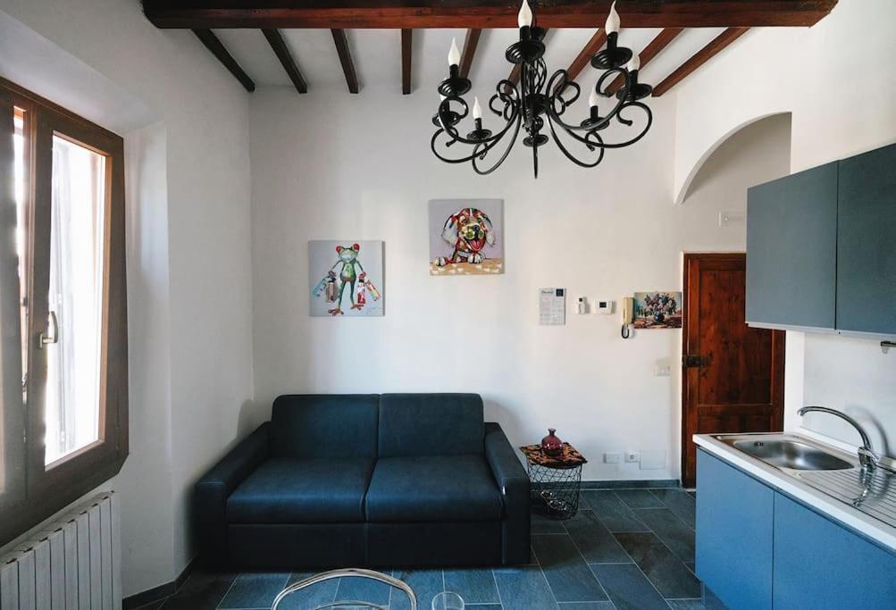 Casa Del Borgo Antico Lägenhet Poggibonsi Exteriör bild