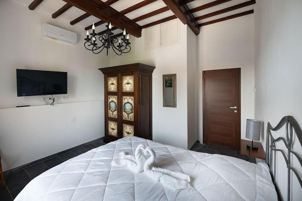 Casa Del Borgo Antico Lägenhet Poggibonsi Exteriör bild